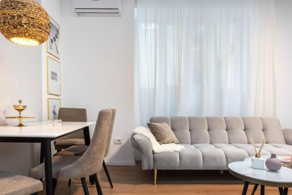 Old Town Bucharest Apartment Poiana 7 Экстерьер фото